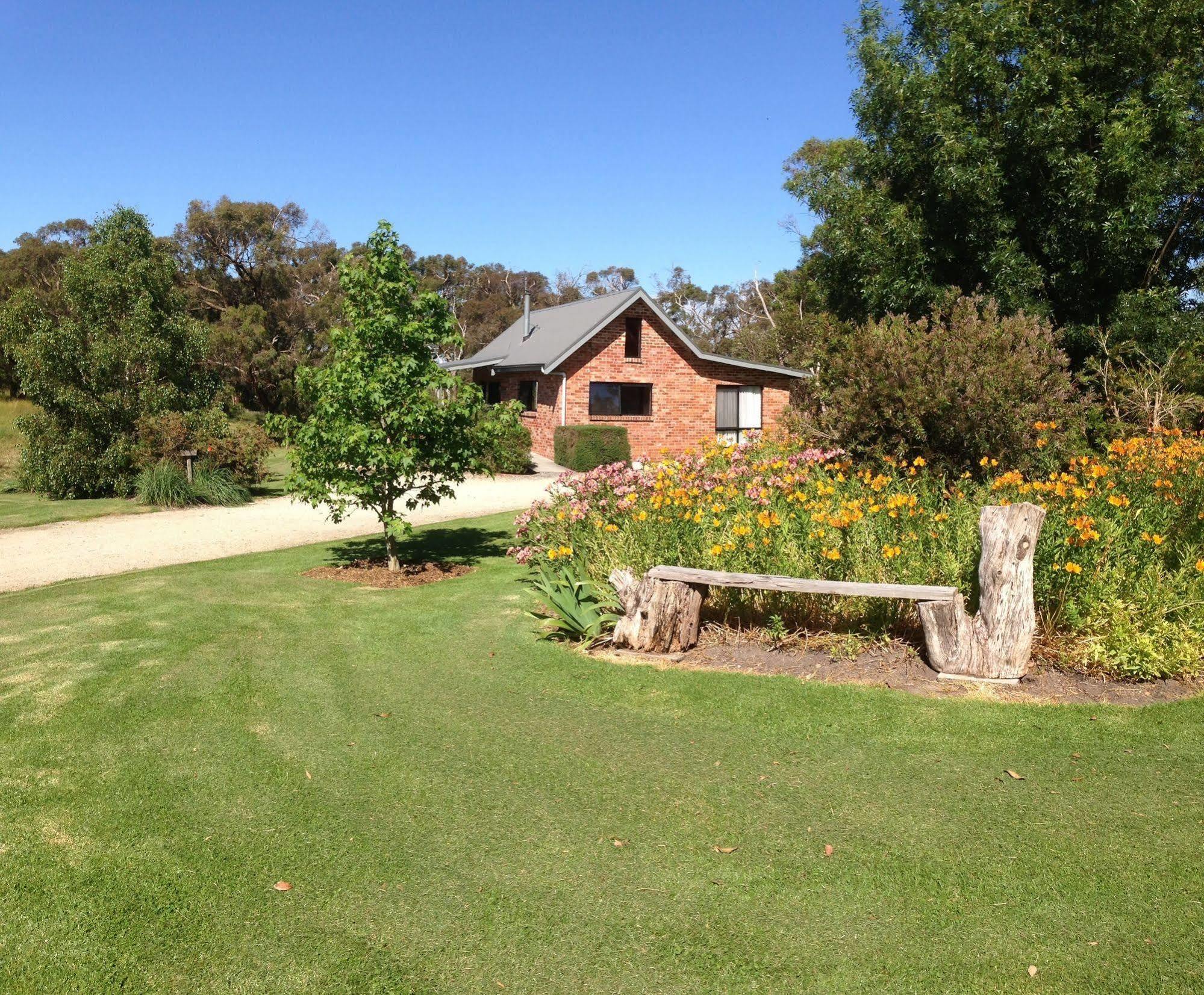 Prom Coast Holiday Lodge Waratah Bay Exterior photo